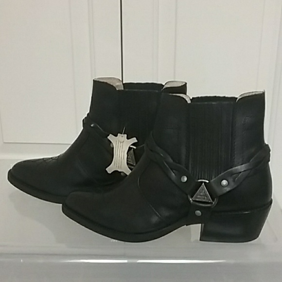 Donato Marrone Ankle Wrstern Boots Sz 8W Black - Picture 1 of 8